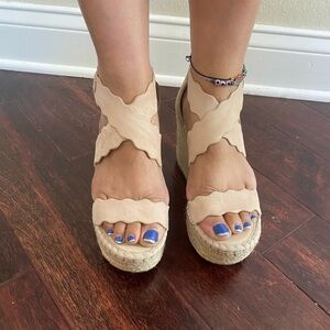 Marc Fisher Calita Women's Size 9M Beige Suede Espadrille Wedge Platform Sandal